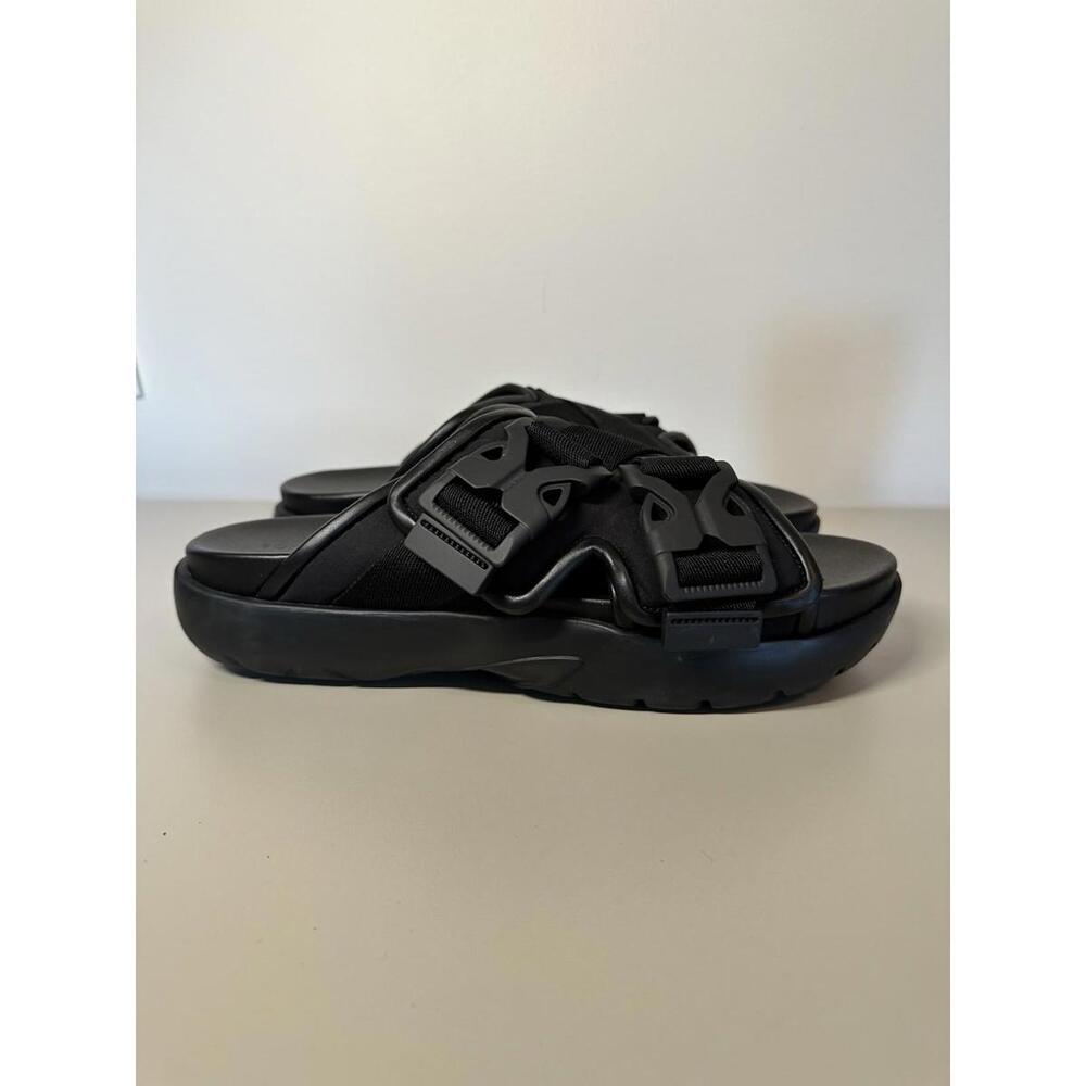 Bottega Veneta Black Snap Slide Sandals Men’s US 11- Authentic , Preowned